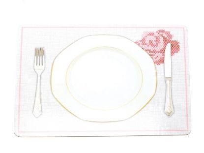 Picture of Place-Mat Embroidered Flower Set/2