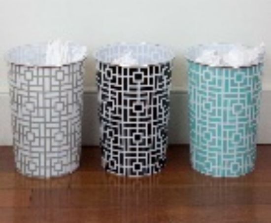 Picture of Waste-bin Plastic Squared Asst